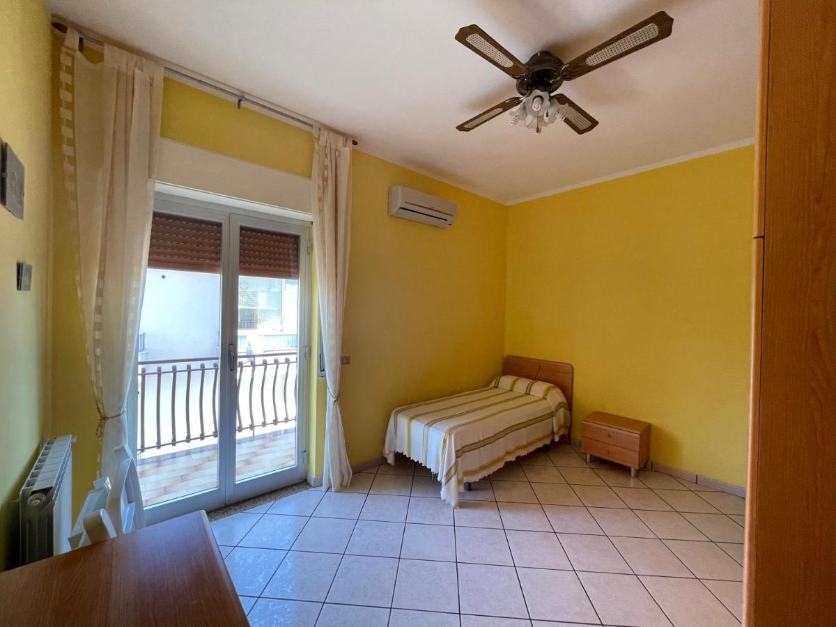 Appartamento Pipa'S Suntrap Taormina Esterno foto