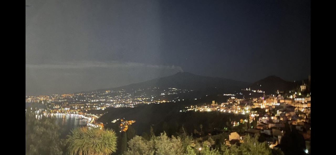 Appartamento Pipa'S Suntrap Taormina Esterno foto