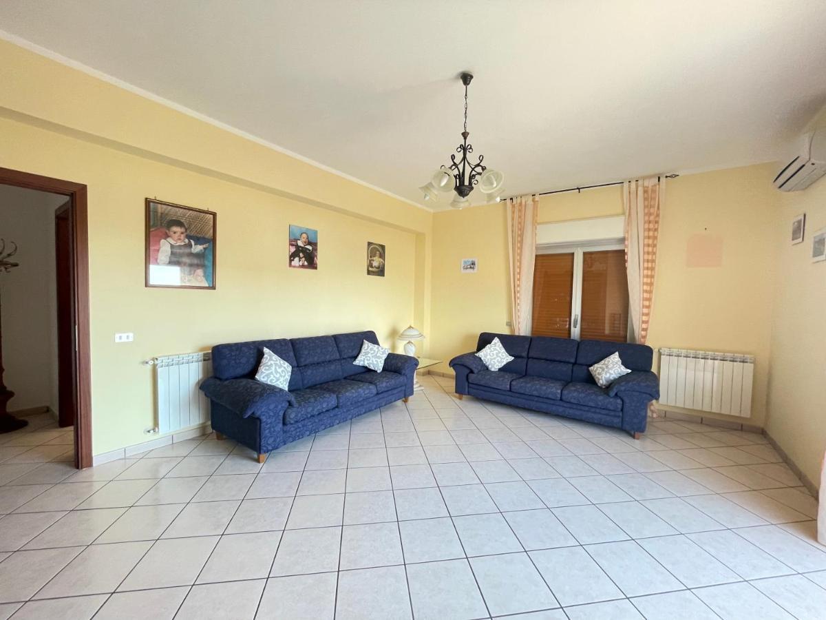 Appartamento Pipa'S Suntrap Taormina Esterno foto